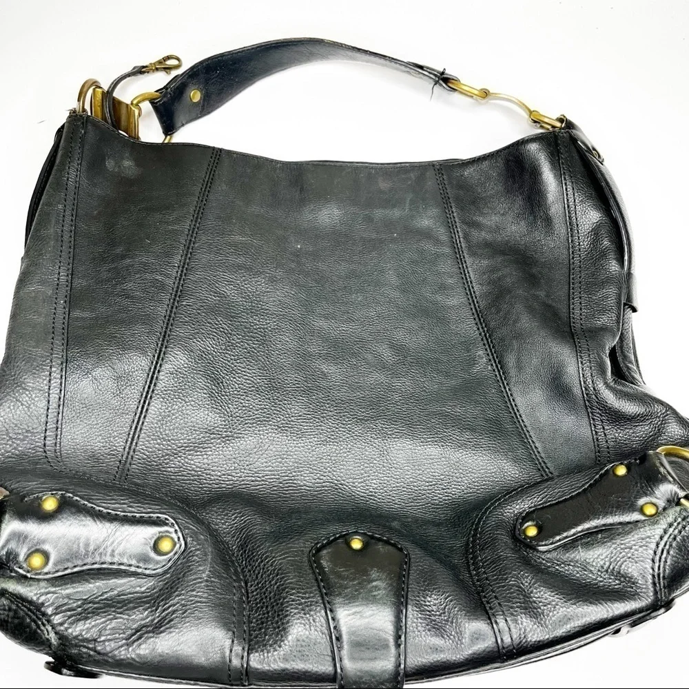 Michael Kors | Leather Shoulder Hobo Feed Bag
